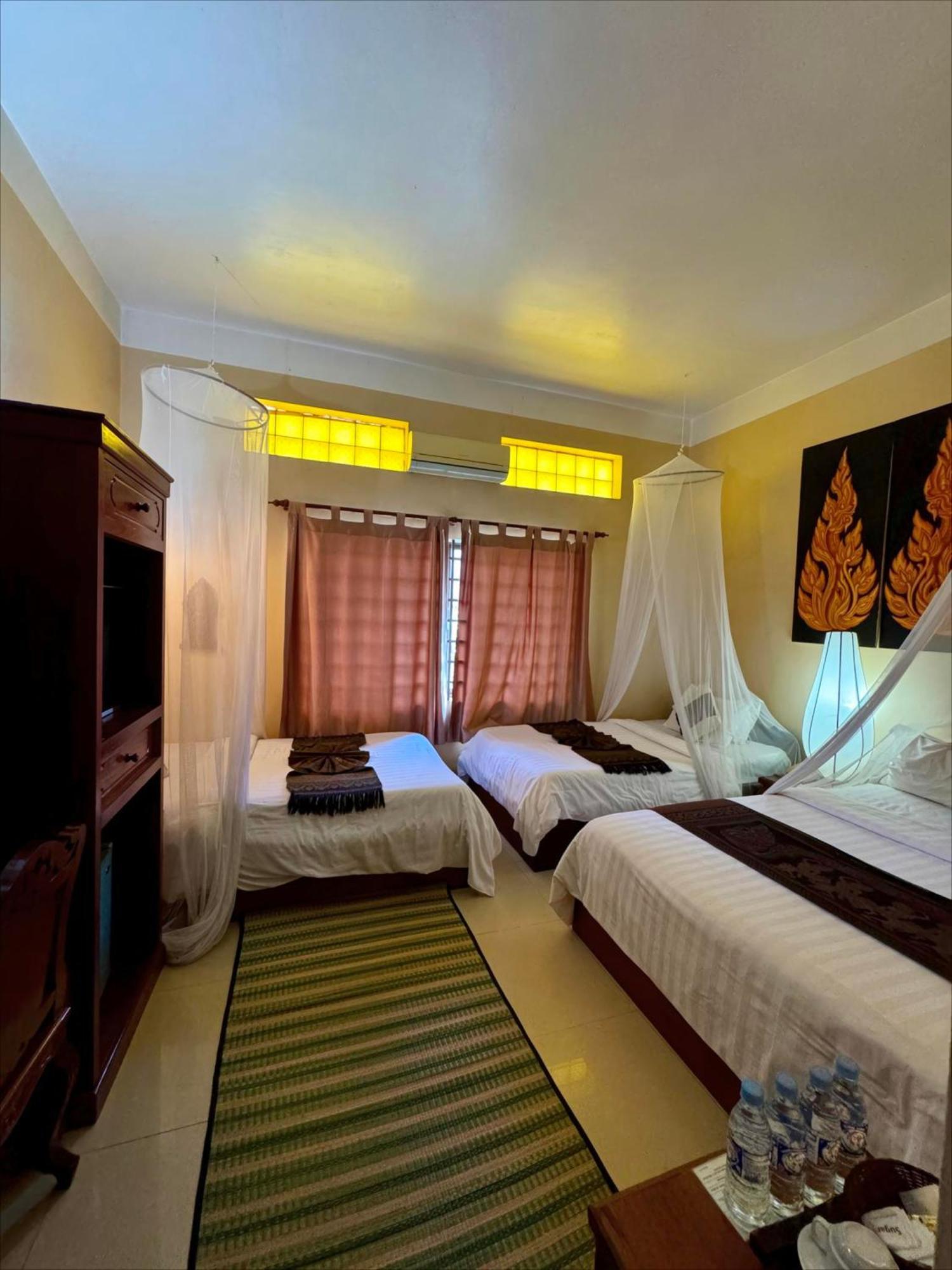 Shining Angkor Boutique Hotel Siem Reap Bagian luar foto